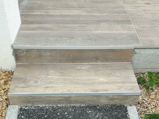 Entreprise pour pose de carrelage imitation parquet proche Honfleur