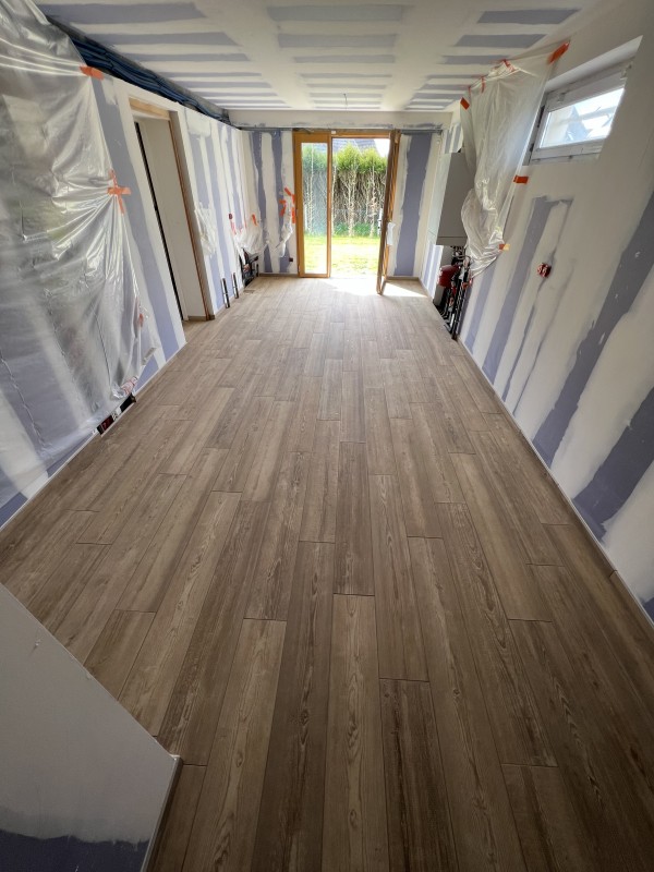 Réalisation sur devis d'une pose d'isolant TMS de 100 mm et d'un carrelage imitation bois secteur Dieppe 76