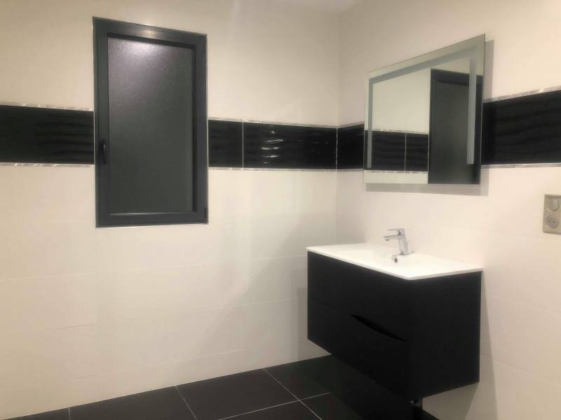 Création d'une salle de bains en faïence à Saint Valery en Caux